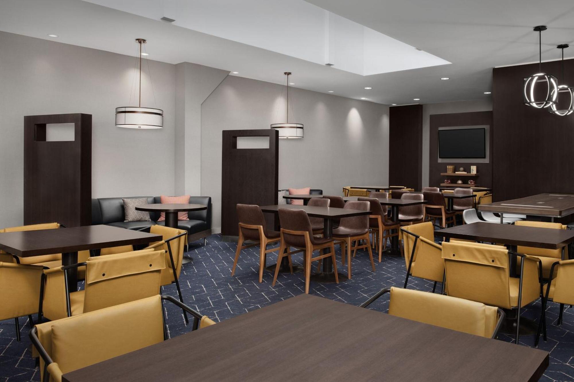 Hotel Courtyard By Marriott Syracuse Downtown At Armory Square Exterior foto