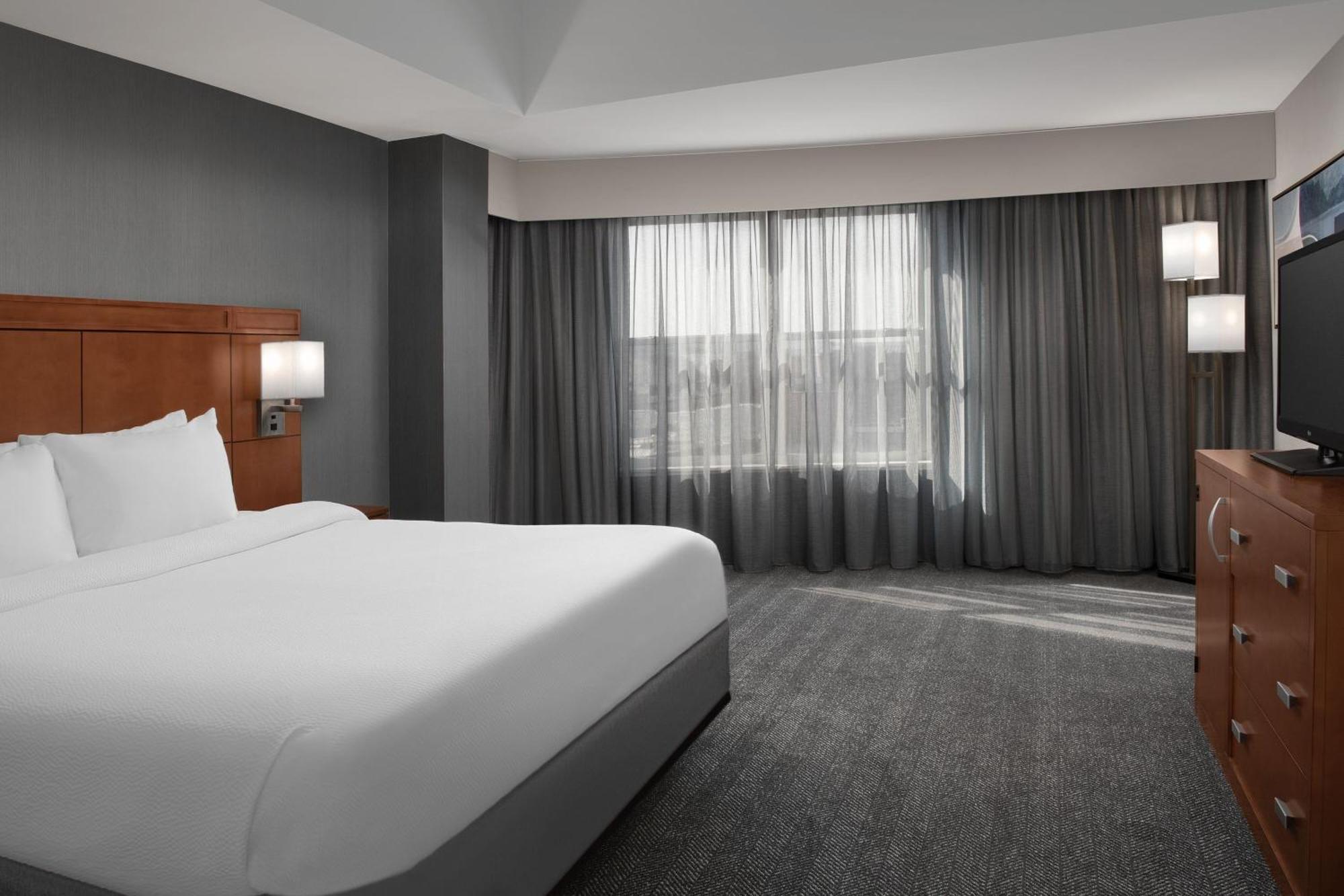Hotel Courtyard By Marriott Syracuse Downtown At Armory Square Exterior foto