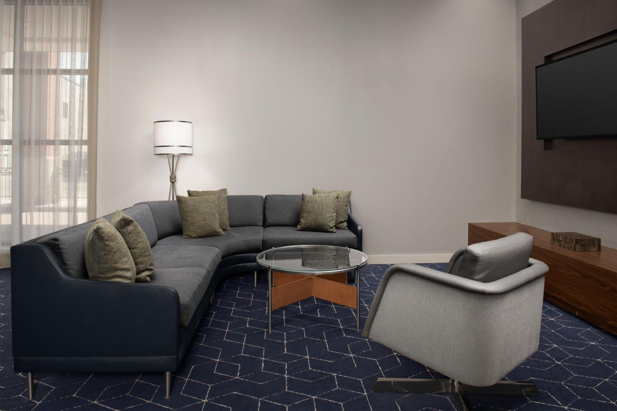 Hotel Courtyard By Marriott Syracuse Downtown At Armory Square Exterior foto